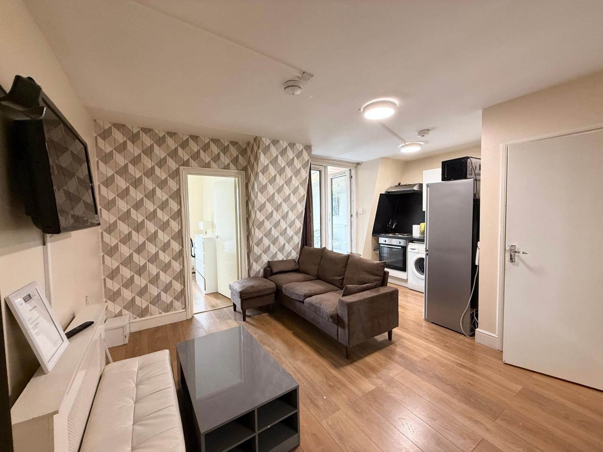 Comfy - Finchley Road Apartment London